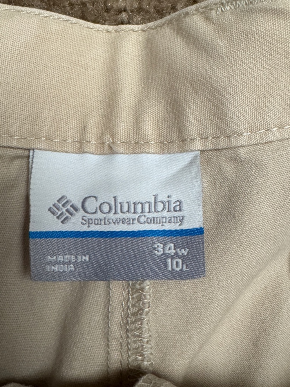 Columbia PFG Men's 34W Khaki Chino 10” Flat-Front Shorts with Auburn Logo - Picture 6 of 10